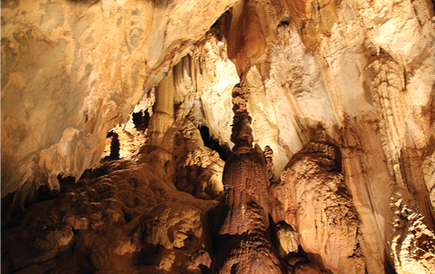 Mulu Show Caves